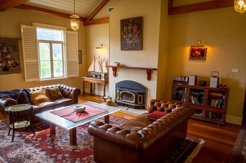 Tizzana Winery Bed And Breakfast - Accommodation Mount Tamborine 1