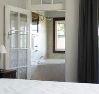 Caves House Hotel - Accommodation Mount Tamborine