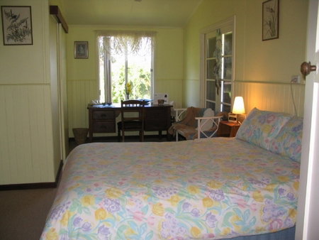Warren Grange Farmstay And Bed & Breakfast - Accommodation Mount Tamborine 4