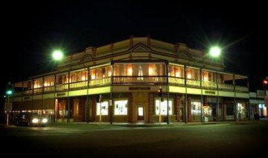 The Astra - Accommodation Mount Tamborine 0