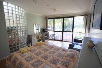 Greenfield Farm Stay - Accommodation Mount Tamborine 3