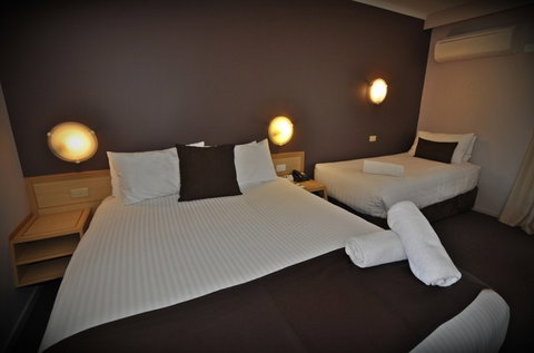 Best Western Hospitality Inn Carnarvon - Accommodation Mount Tamborine 3