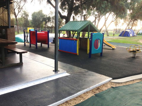 Mandurah Caravan And Tourist Park - Accommodation Mount Tamborine 5