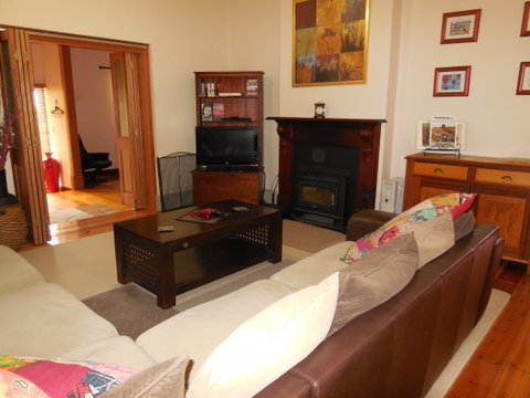 Amalie Cottage - Accommodation Mount Tamborine 1