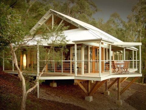 Bombah Point Eco Cottages - Accommodation Mount Tamborine 0