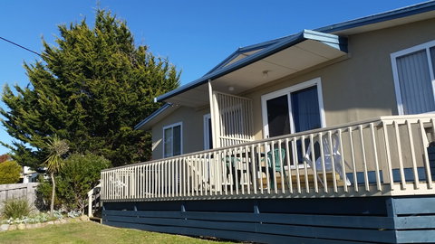 Carmen's Inn - Accommodation Mount Tamborine 0