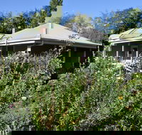 Honeysuckle Cottage - Accommodation Mount Tamborine