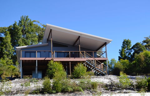 Kokomo At Kingfisher Bay - Accommodation Mount Tamborine 0