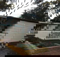 Lake Albert Caravan Park Meningie SA