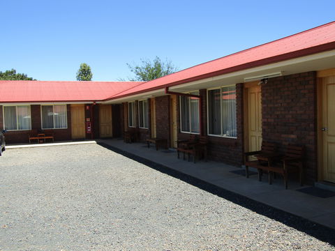 Manilla Motel - Accommodation Mount Tamborine 0