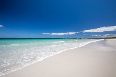 Metta At Myola, Stylish Cedar Beach House - Accommodation Mount Tamborine 1