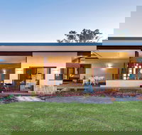 Sativa Sanctuary Forest View - Accommodation Mount Tamborine