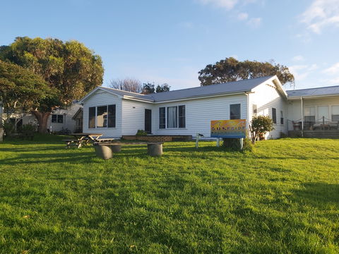 Surfside Backpacker - Accommodation Mount Tamborine 0
