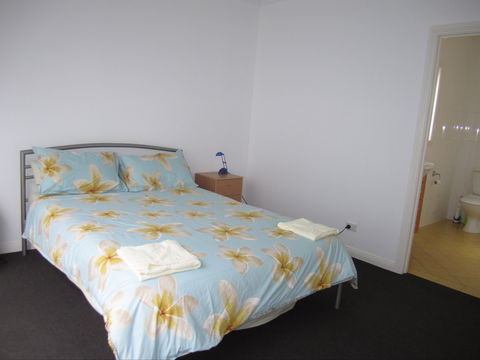 The Waterfront Starfish - Accommodation Mount Tamborine 2