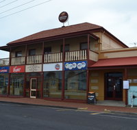 Victoria Hotel Port McDonnell - Accommodation Mount Tamborine