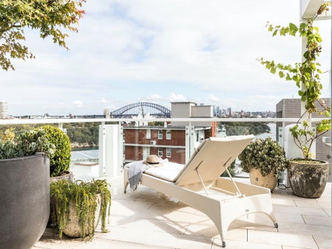 Wylde St Penthouse - Accommodation Mount Tamborine 2