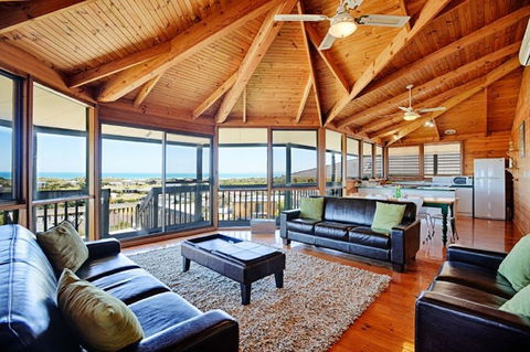 3 Henley Street - Goolwa Beach - Accommodation Mount Tamborine 2