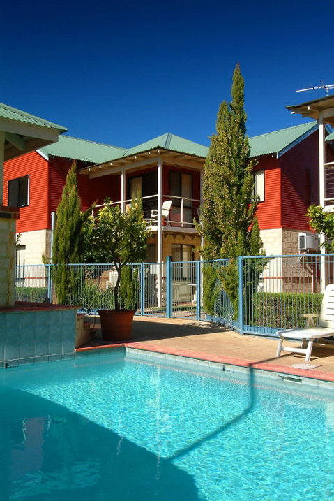 Amalfi Resort  Busselton - Accommodation Mount Tamborine 1