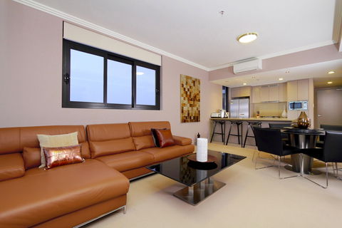 Australia Towers - Accommodation Mount Tamborine 1