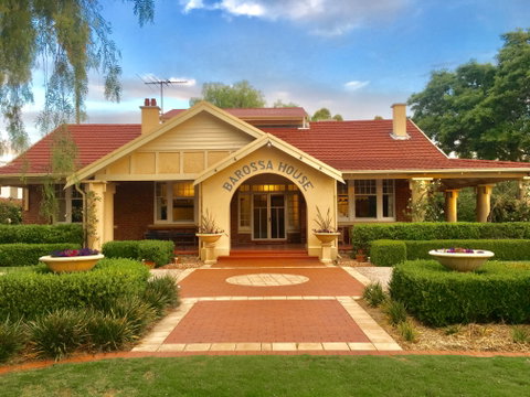 BAROSSA  HOUSE - Accommodation Mount Tamborine 0