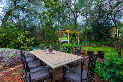 Bendigo Cottages Bed And Breakfast - Accommodation Mount Tamborine 2