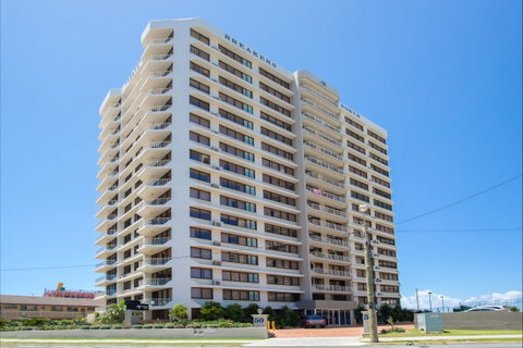 Breakers North - Absolute Beach Front Holiday Apartments - Accommodation Mount Tamborine 1
