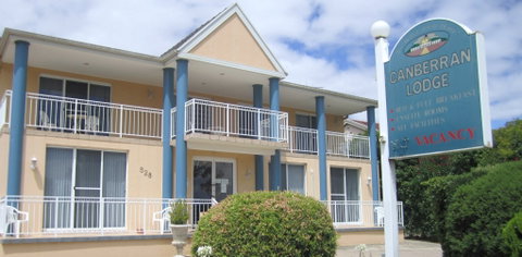 Canberran Lodge - Accommodation Mount Tamborine 0