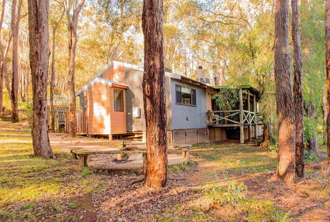 Evedon Lakeside Retreat - Accommodation Mount Tamborine 2