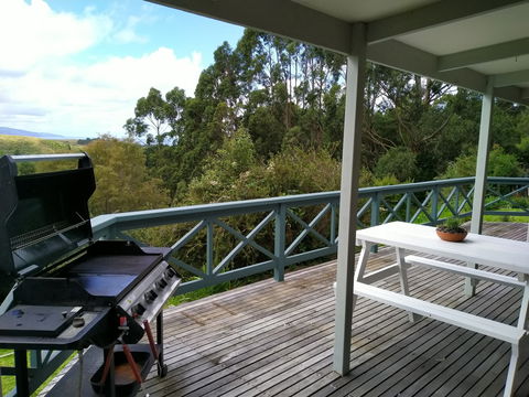 Fernhouse - Accommodation Mount Tamborine 2