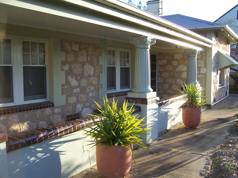 MacDonnell House, Naracoorte - Accommodation Mount Tamborine 0