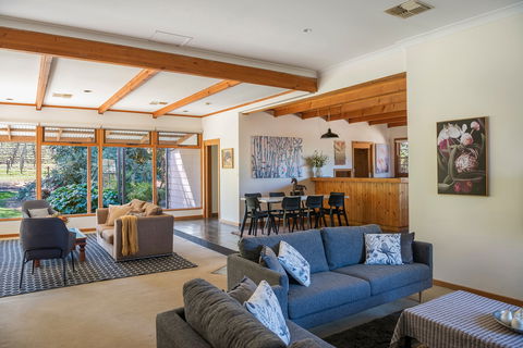 McLaren Vale Getaways - Accommodation Mount Tamborine 1