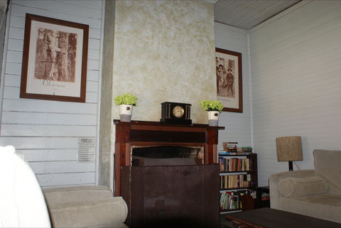 Moonan  Cottage - Accommodation Mount Tamborine 0