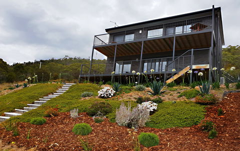 New Norfolk Apartments - Accommodation Mount Tamborine 2
