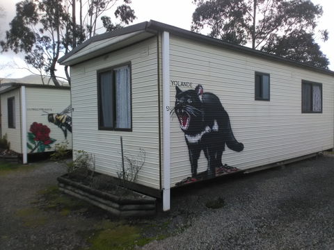 Queenstown Cabin And Tourist Park - Accommodation Mount Tamborine 1