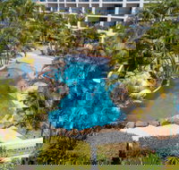 Ramada Resort by Wyndham Golden Beach - Accommodation Mount Tamborine