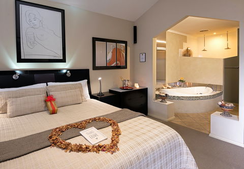 Riverview Rise Retreats - Accommodation Mount Tamborine 0