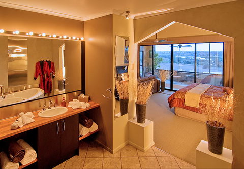 Riverview Rise Retreats - Accommodation Mount Tamborine 2