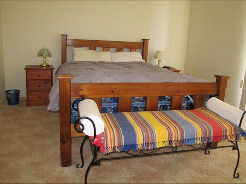 Sims Holiday Home - Accommodation Mount Tamborine 2