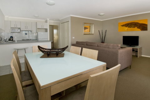 South Pacific Apartments - Accommodation Mount Tamborine 0