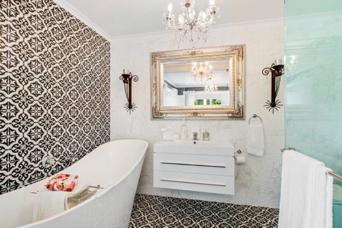 Sunnydell - Accommodation Mount Tamborine 0