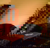 The Cottage No 12 on North