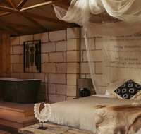 Trader Jack's - Accommodation Mount Tamborine
