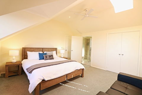Whale Cove - Accommodation Mount Tamborine 2
