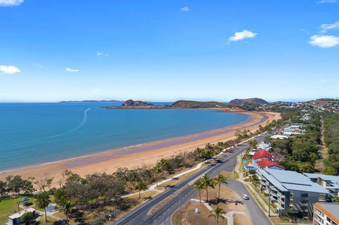Beaches On Lammermoor Apartments - Accommodation Mount Tamborine 2