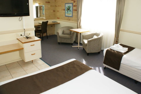 Best Western Ambassador Motor Lodge - Accommodation Mount Tamborine 2