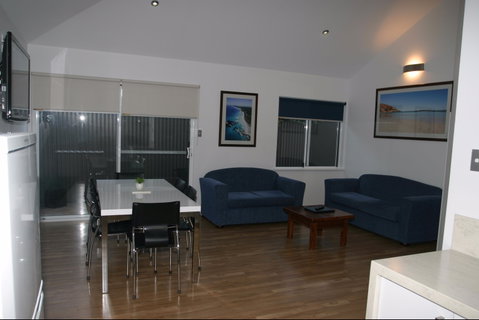 Clearwater Motel Apartments - Accommodation Mount Tamborine 1
