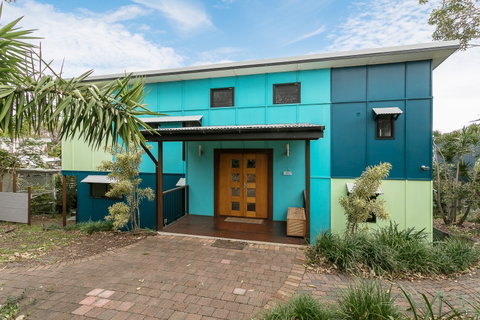 Colours Of Cylinder - Accommodation Mount Tamborine 1