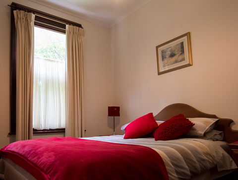 Creek Cottage Walhalla - Accommodation Mount Tamborine 1