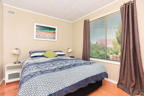 Crows Nest - Accommodation Mount Tamborine 2