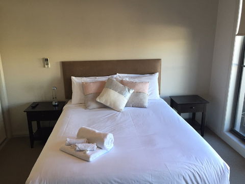 Cypress Apartment 39C - Accommodation Mount Tamborine 2